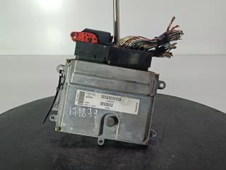 Блок управления двигателем Volvo S40 2 поколение 2006, цвет, P30650677