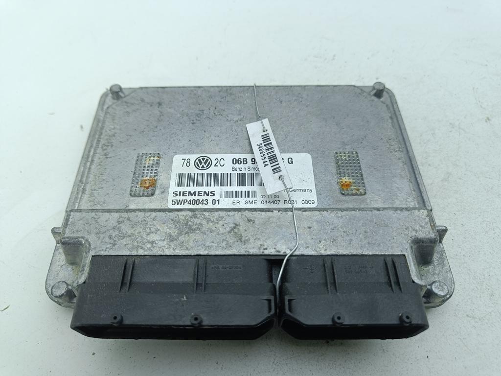 ЭБУ Volkswagen Passat B5+ (GP) 2001, 2.0 л., бензин, МКПП, синий, универсал, 06B906033G