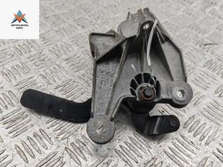 кронштейн (крепление) Citroen C5 1 поколение [рестайлинг] 2005, 2.0 л., бензин, МКПП, серый, хетчбэк 5 дв., 9645852180