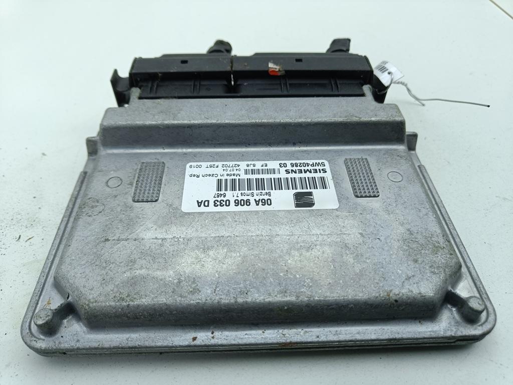 ЭБУ SEAT Toledo 2005, 1.6 л., бензин, МКПП, серый, хетчбэк 5 дв., 06A906033DA