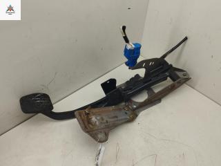 педаль тормоза Mazda 3 BK 2005, 1.6 л., бензин, МКПП, серый, хетчбэк 5 дв.