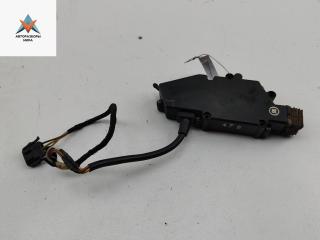 Активатор (привод) замка двери сдвижной Volkswagen Transporter T4 1991, 2.5 л., бензин, МКПП, синий, микроавтобус, 701959783A