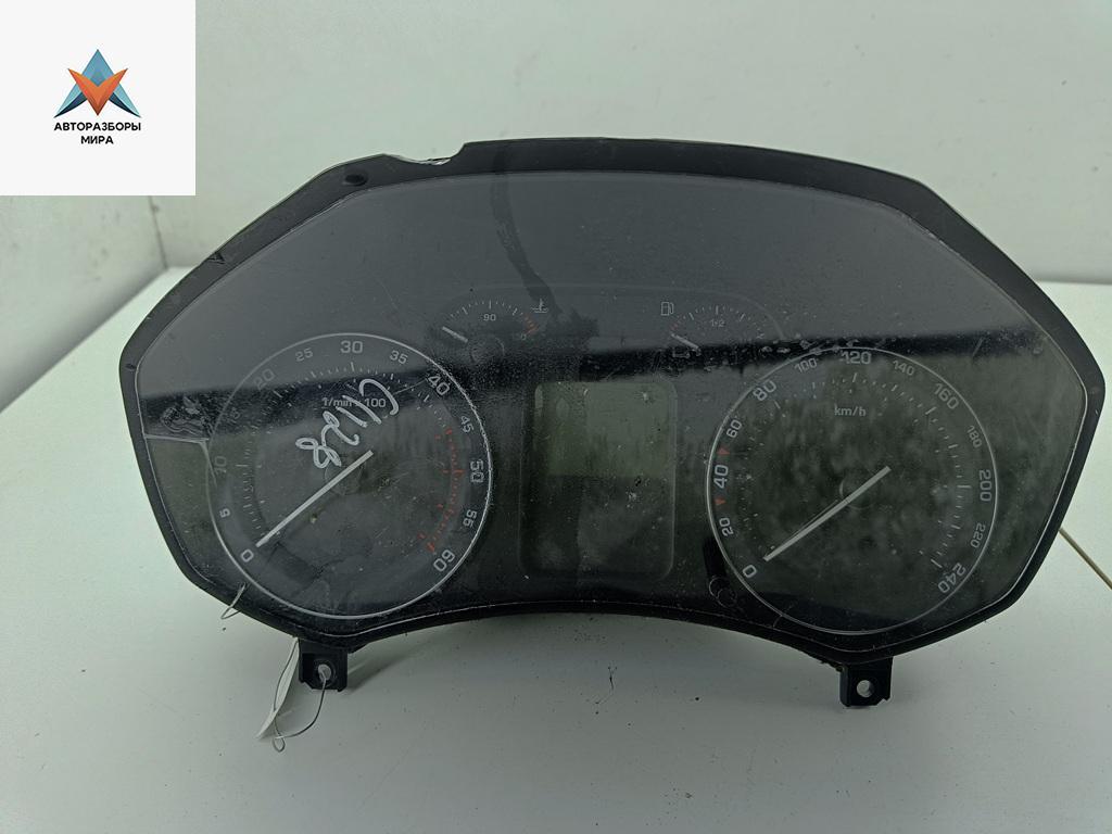 приборная панель Skoda Octavia mk2 (A5 1Z) 2007, 1.9 л., дизель, МКПП, серый, универсал, 1Z0920812D - фото №1