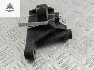 кронштейн КПП Ford Focus 1 поколение [рестайлинг] 2004, 1.6 л., i, бензин, МКПП, серый, универсал, 98AB6P093CF