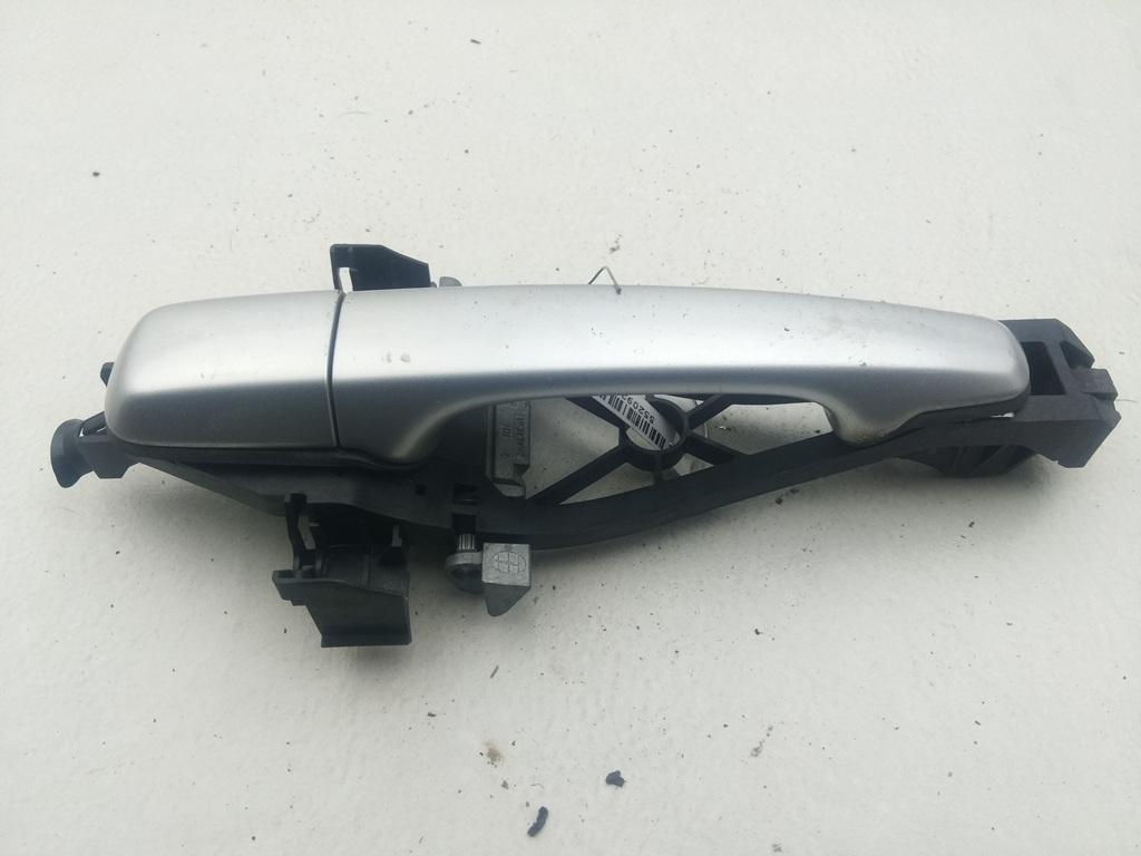 ручка наружная передняя правая Volvo S40 / V50 2004, 2.4 л., бензин, МКПП, серый, универсал, 30663865