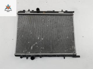 радиатор охлаждения Peugeot 307 1 поколение 2001, 1.6 л., бензин, МКПП, синий, хетчбэк 5 дв., 8MK376718051