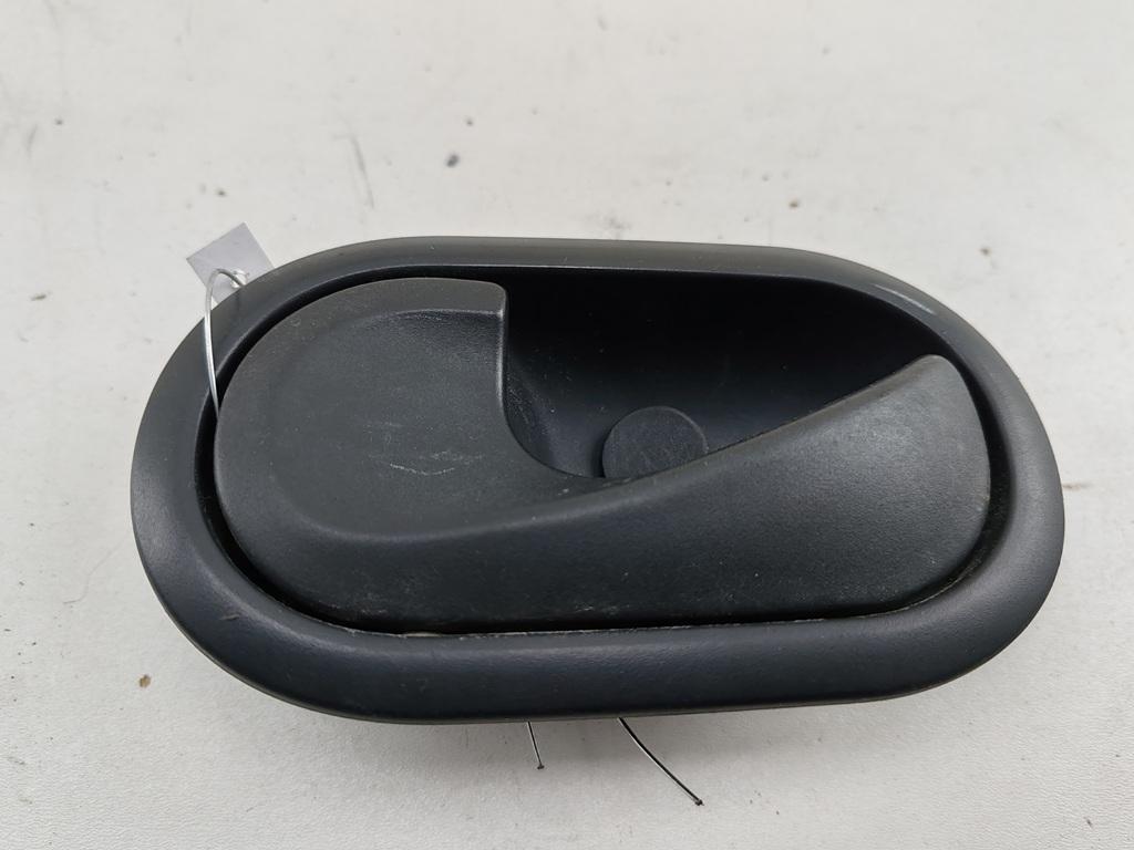 ручка внутренняя передняя левая Renault Kangoo II 2008, 1.5 л., дизель, МКПП, белый, фургон, 310579