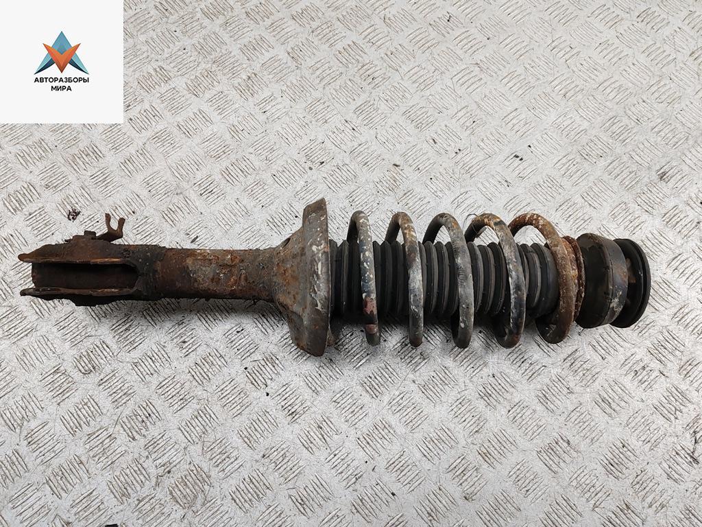 стойка передняя Volkswagen Passat B4 1995, 1.6 л., бензин, МКПП, синий, универсал - фото №1