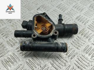 корпус термостата Opel Vivaro A 2004, 1.9 л., дизель, МКПП, белый, микроавтобус, 8200074349C