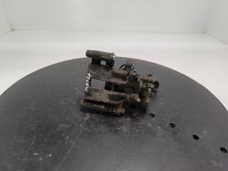 суппорт задний правый Nissan Almera N16 [рестайлинг] 2004, цвет