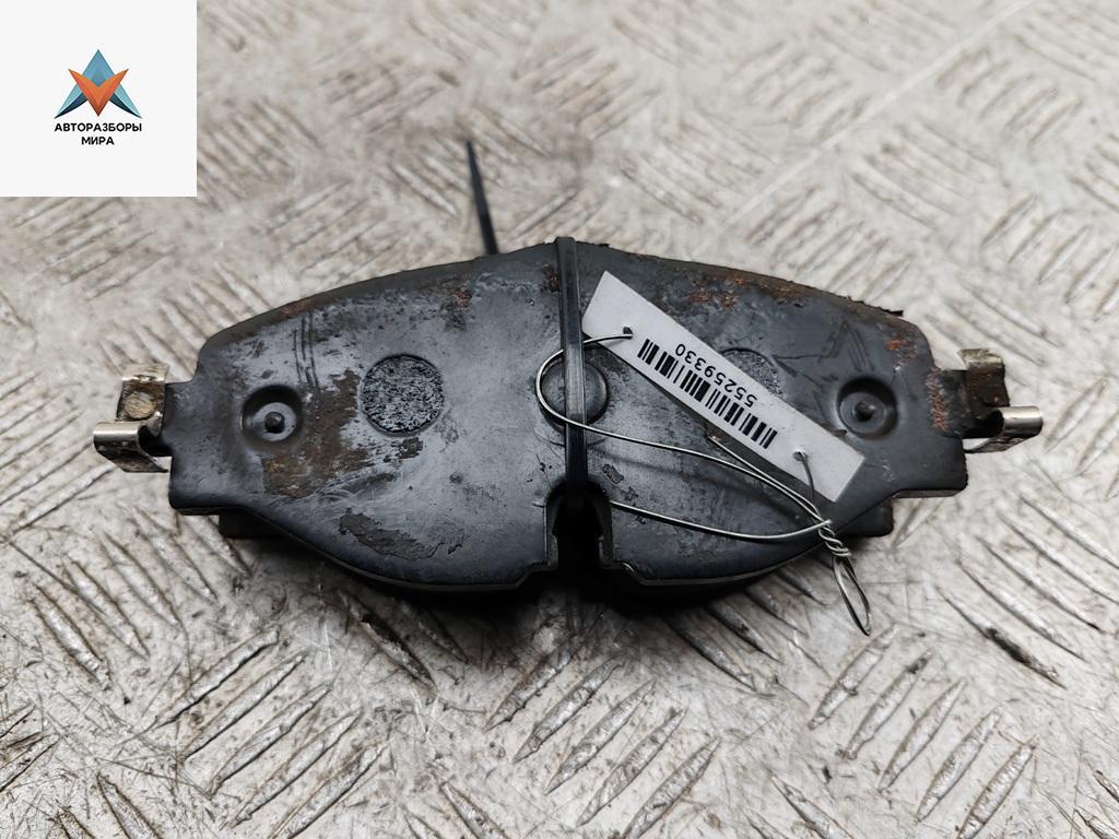 Колодки тормозные передние Skoda Octavia mk3 (A7 5E) 2014, 1.4 л., бензин, МКПП, коричневый, хетчбэк 5 дв. - фото №1