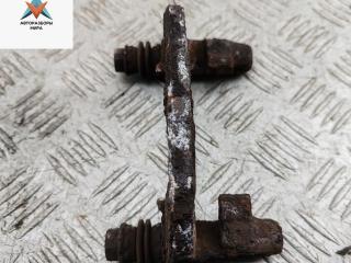 скоба суппорта Volvo S40 1 поколение [рестайлинг] 2002, 1.6 л., бензин, МКПП, синий, универсал