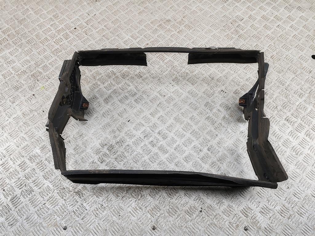 воздуховод BMW 5 E60/E61 2009, 3.0 л., дизель, АКПП, чёрный, универсал, 7176719, 7050650