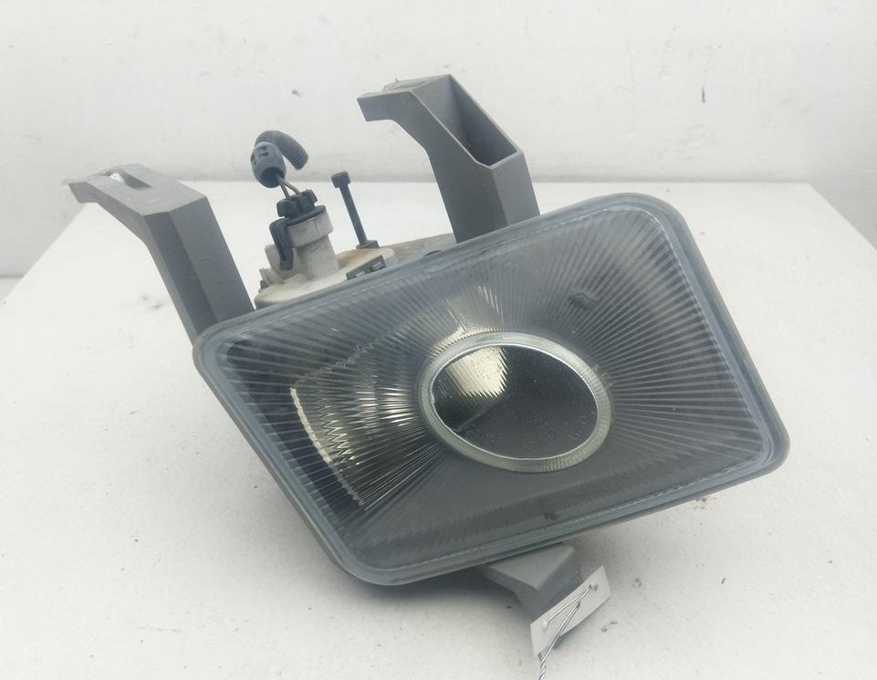 фара противотуманная левая Opel Vectra B 1999, 1.8 л., бензин, МКПП, красный, седан, 90585029