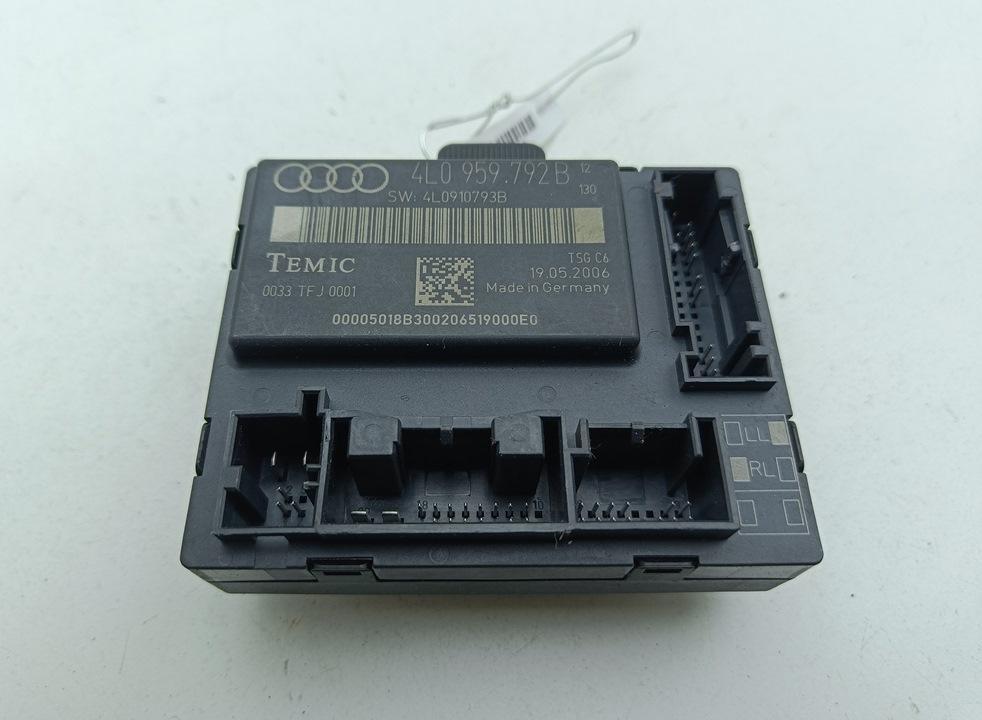 модуль управления двери Audi Q7 4L 2006, 4.2 л., бензин, АКПП, серый, внедорожник 5 дв., 4L0959792B