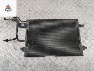 радиатор кондиционера Audi A4 B5 1997, 2.6 л., бензин, МКПП, серый, универсал, 8D0260401D