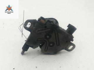 замок капота Ford Focus 2 поколение [рестайлинг] 2009, 1.6 л., дизель, МКПП, чёрный, универсал