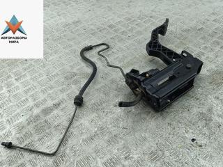 педаль сцепления Volkswagen Golf 4 поколение 2001, 1.4 л., бензин, МКПП, синий, хетчбэк 3 дв.