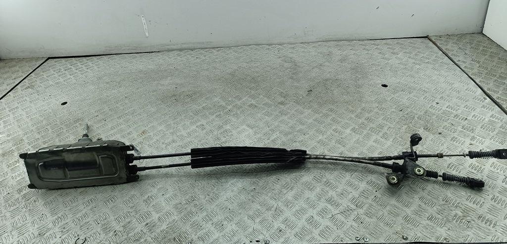 кулиса Volkswagen Passat B6 2006, 2.0 л., дизель, МКПП, синий, универсал