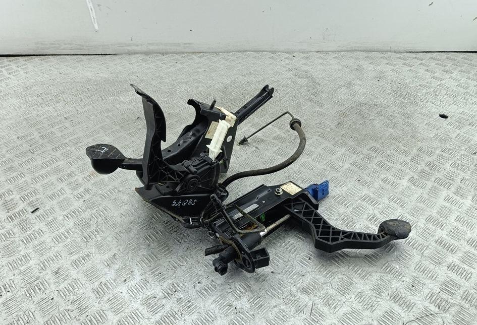 узел педальный (блок педалей) SEAT Leon 2003, 1.6 л., бензин, МКПП, чёрный, хетчбэк 5 дв.