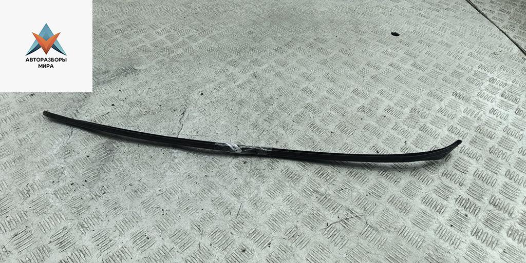 молдинг лобового стекла Volkswagen Touran 1 поколение 2003, 1.9 л., дизель, МКПП, серый, минивэн - фото №1