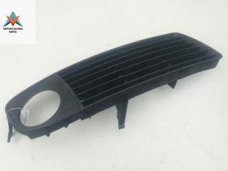 рамка фары противотуманной правой Audi A6 4B/C5 1997, 2.4 л., бензин, АКПП, зелёный, седан, 4B0807682