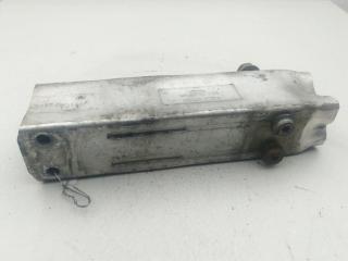 кронштейн переднего бампера Audi A6 4F/C6 [рестайлинг] 2008, 2.0 л., дизель, АКПП, чёрный, универсал, 4F0807134