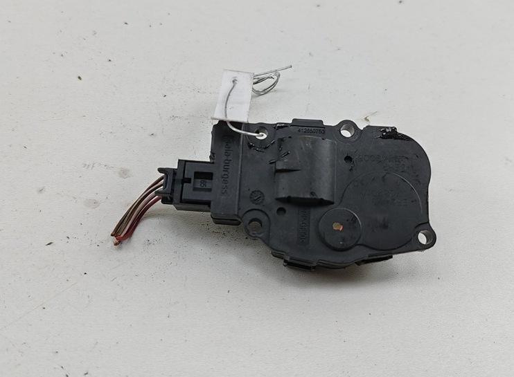 моторчик заслонки печки BMW 5 F10/F11 2011, 3.0 л., дизель, АКПП, серый, универсал, 412650750