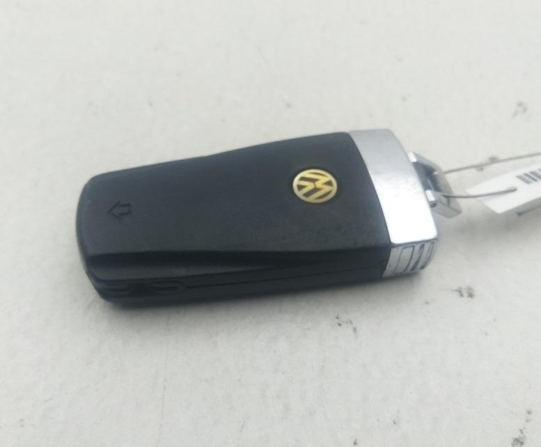 ключ Volkswagen Passat B6 2008, 2.0 л., дизель, МКПП, чёрный, универсал