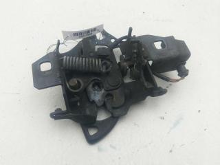 замок капота Volkswagen Passat B5+ (GP) 2001, 2.0 л., бензин, МКПП, серый, седан, 3B0823509