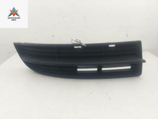 заглушка (решетка) в бампер Volkswagen Touran 1 поколение 2003, 1.6 л., бензин, МКПП, синий, минивэн, 1T0853666