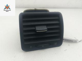 дефлектор обдува салона Volkswagen Golf 5 поколение 2007, 1.4 л., бензин, МКПП, серый, хетчбэк 3 дв., 1K0819710