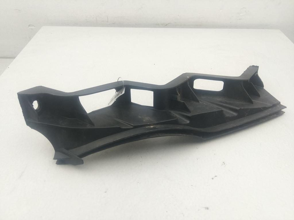 кронштейн переднего бампера Volkswagen Passat B6 2008, 2.0 л., дизель, МКПП, синий, универсал, 3C0807889