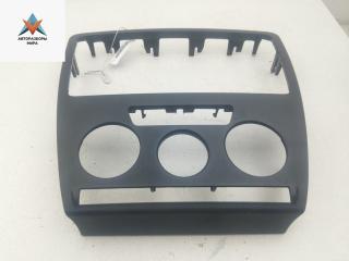 рамка под магнитолу Skoda Octavia mk2 (A5 1Z) 2008, 1.9 л., дизель, МКПП, серый, хетчбэк 5 дв., 1Z0858069