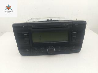 магнитола Skoda Octavia mk2 (A5 1Z) 2008, 1.9 л., дизель, МКПП, серый, хетчбэк 5 дв., 1Z0035161C