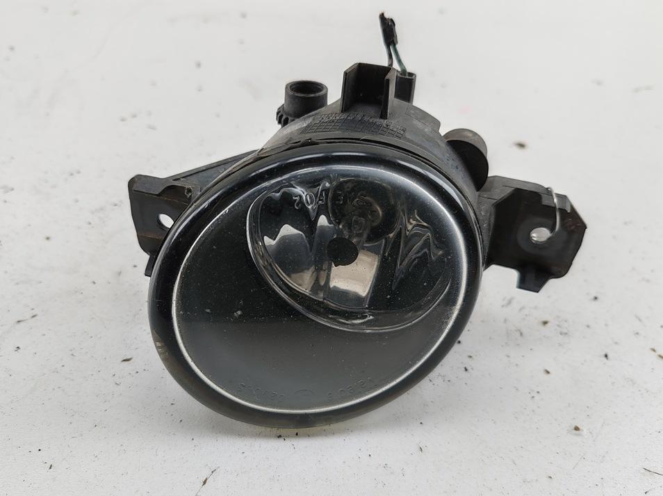 фара противотуманная правая Nissan X-Trail T30 2004, 2.2 л., дизель, МКПП, серый, внедорожник 5 дв., 89203671