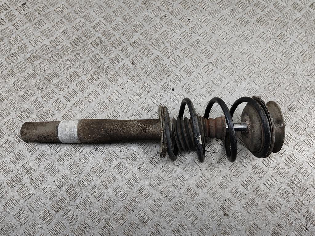 стойка передняя BMW 5 E60/E61 2009, 3.0 л., дизель, АКПП, чёрный, универсал, 6768797