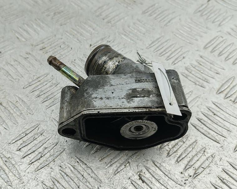корпус термостата Opel Vectra B 1997, 1.8 л., бензин, МКПП, зелёный, универсал, 2503185