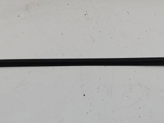 Молдинг стекла двери наружный Volkswagen Passat B5 1999, 1.9 л., дизель, МКПП, зелёный, универсал