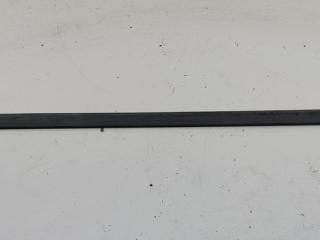 молдинг двери передней левой Volkswagen Passat B5 1999, 1.9 л., дизель, МКПП, зелёный, универсал, 3B0853515