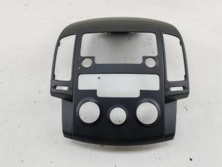 рамка под магнитолу Hyundai i30 2009, 1.4 л., бензин, МКПП, чёрный, хетчбэк 5 дв., 847452R000