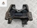 подушка крепления КПП Opel Vectra B 1997, 1.8 л., бензин, МКПП, зелёный, универсал, 90495514 - фото №2
