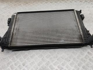 радиатор интеркулера Volkswagen Touran 2003, 2.0 л., дизель, МКПП, синий, минивэн