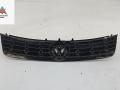 решетка радиатора Volkswagen Passat B5 1997, синий, универсал, 3B0853653C - фото №2