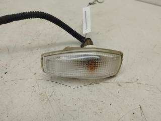 повторитель передний левый Kia Sorento 1 (BL, 2007, 2.5 л., дизель, МКПП, чёрный, внедорожник 5 дв., 923033B1