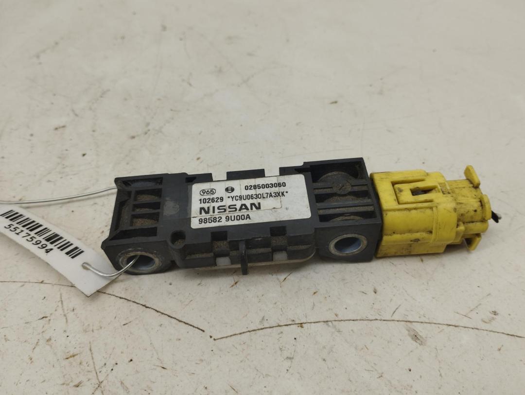 датчик AirBag Nissan Note 2006, 1.4 л., бензин, МКПП, серый, минивэн, 985829U00A