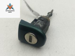 личинка дверного замка Volkswagen Passat B5 1999, 1.9 л., дизель, МКПП, зелёный, универсал, 3B0837168