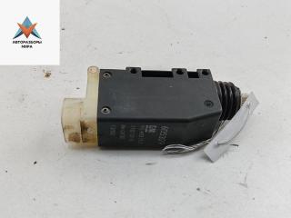 Активатор (привод) замка двери задней правой Opel Omega B [рестайлинг] 2003, 2.2 л., бензин, АКПП, серый, седан, 90493703