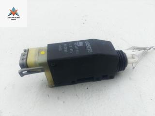 активатор (привод) замка двери Opel Omega B [рестайлинг] 2003, 2.2 л., бензин, АКПП, серый, седан, 90493702