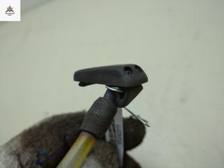 форсунка омывателя лобового стекла Volkswagen Transporter T4 1991, 2.5 л., бензин, МКПП, синий, микроавтобус, 191955985A